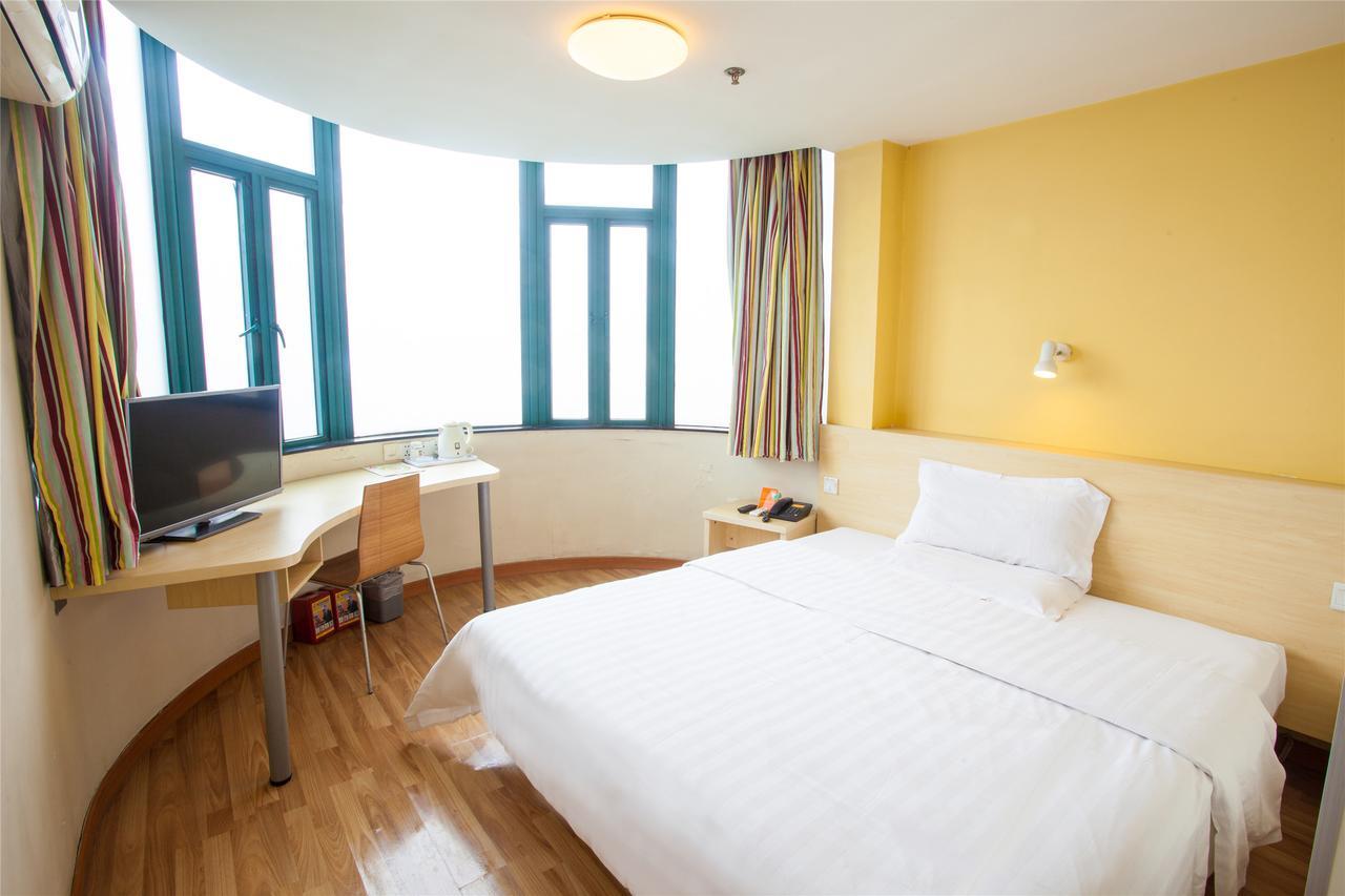 7Days Inn Nanjing Xuanwu Lake East Coach Terminal Extérieur photo
